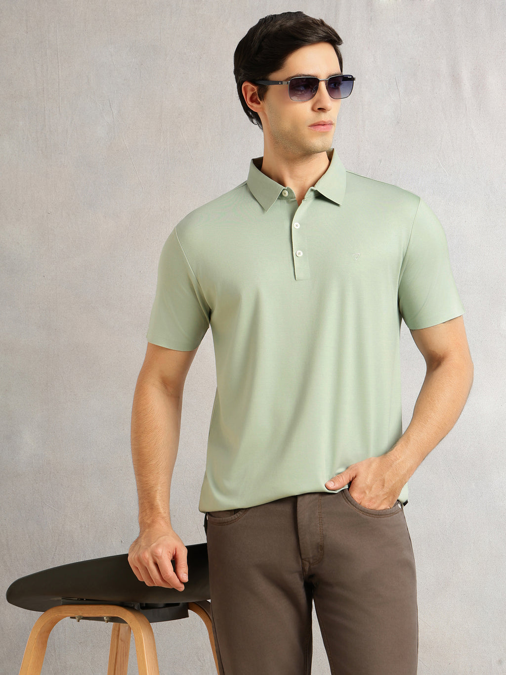 Thomas Scott Men Sage Green Regular Fit Short Sleeves Solid Viscose Rayon Knitted Polo Collar Performance T-shirt