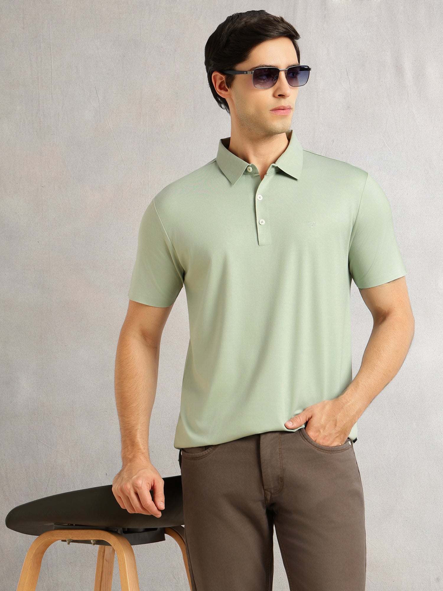 Thomas Scott Men Sage Green Regular Fit Short Sleeves Solid Viscose Rayon Knitted Polo Collar Performance T-shirt