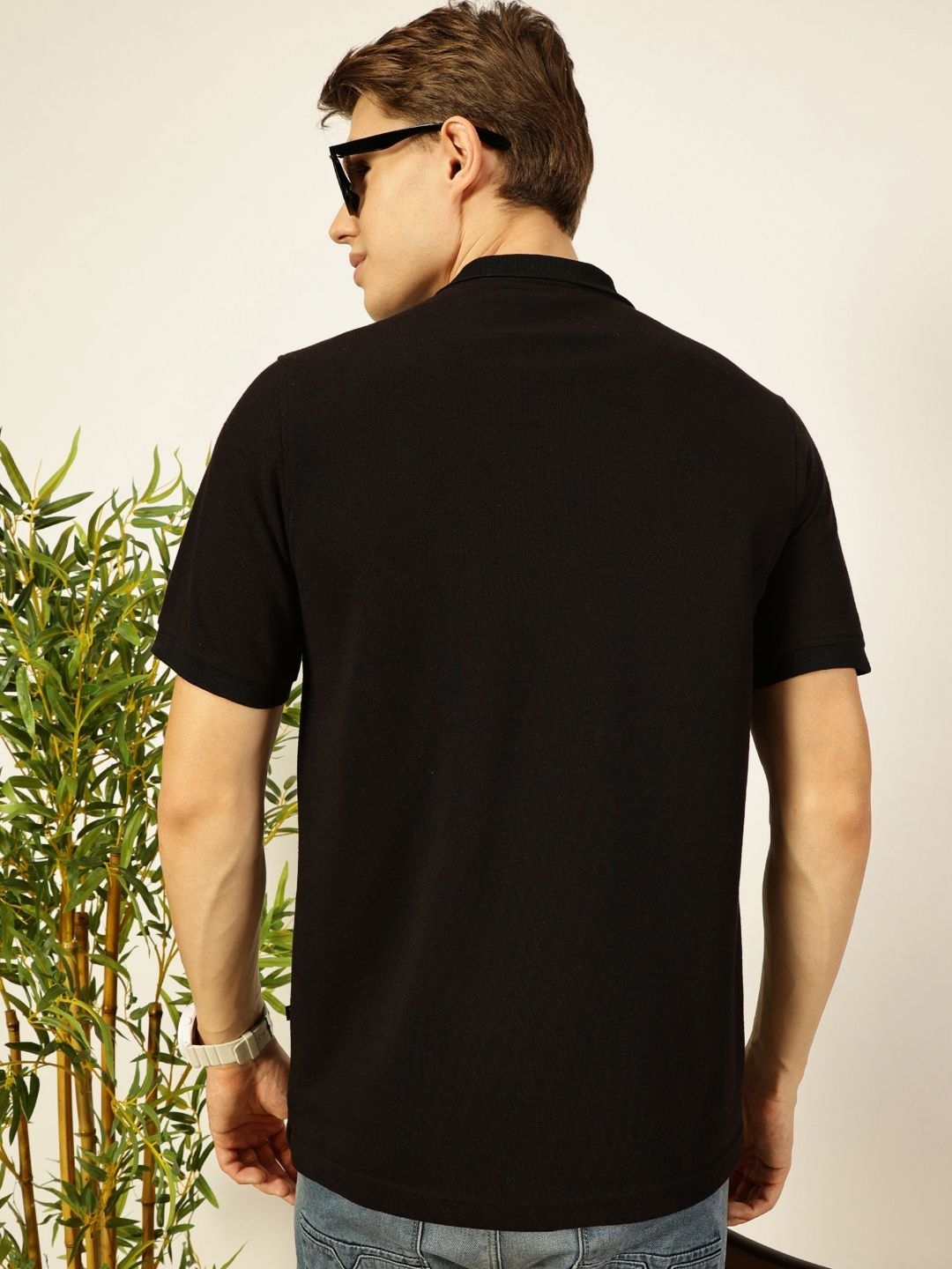 Black Regular Fit Short Sleeves Solid Polo Collar Knit Tshirt For Men