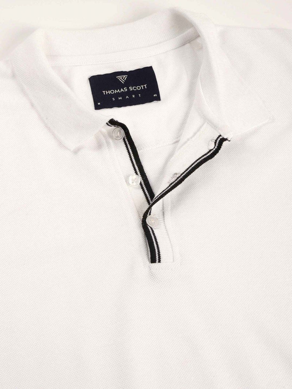 White Regular Fit Short Sleeves Solid Polo Collar Knit Tshirt For Men