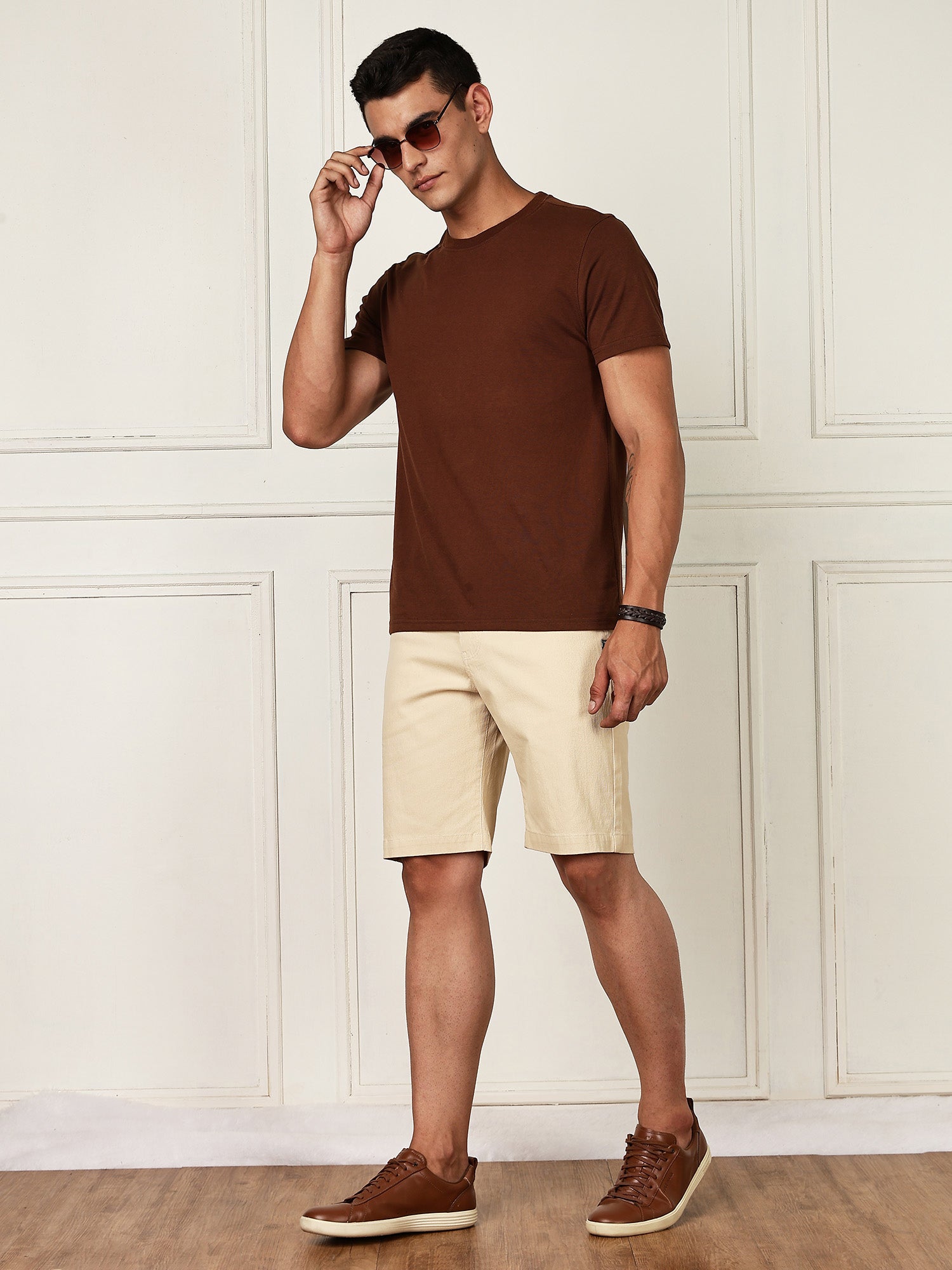 Thomas Scott Men Beige Mid-Rise Regular Fit Woven Chinos Shorts