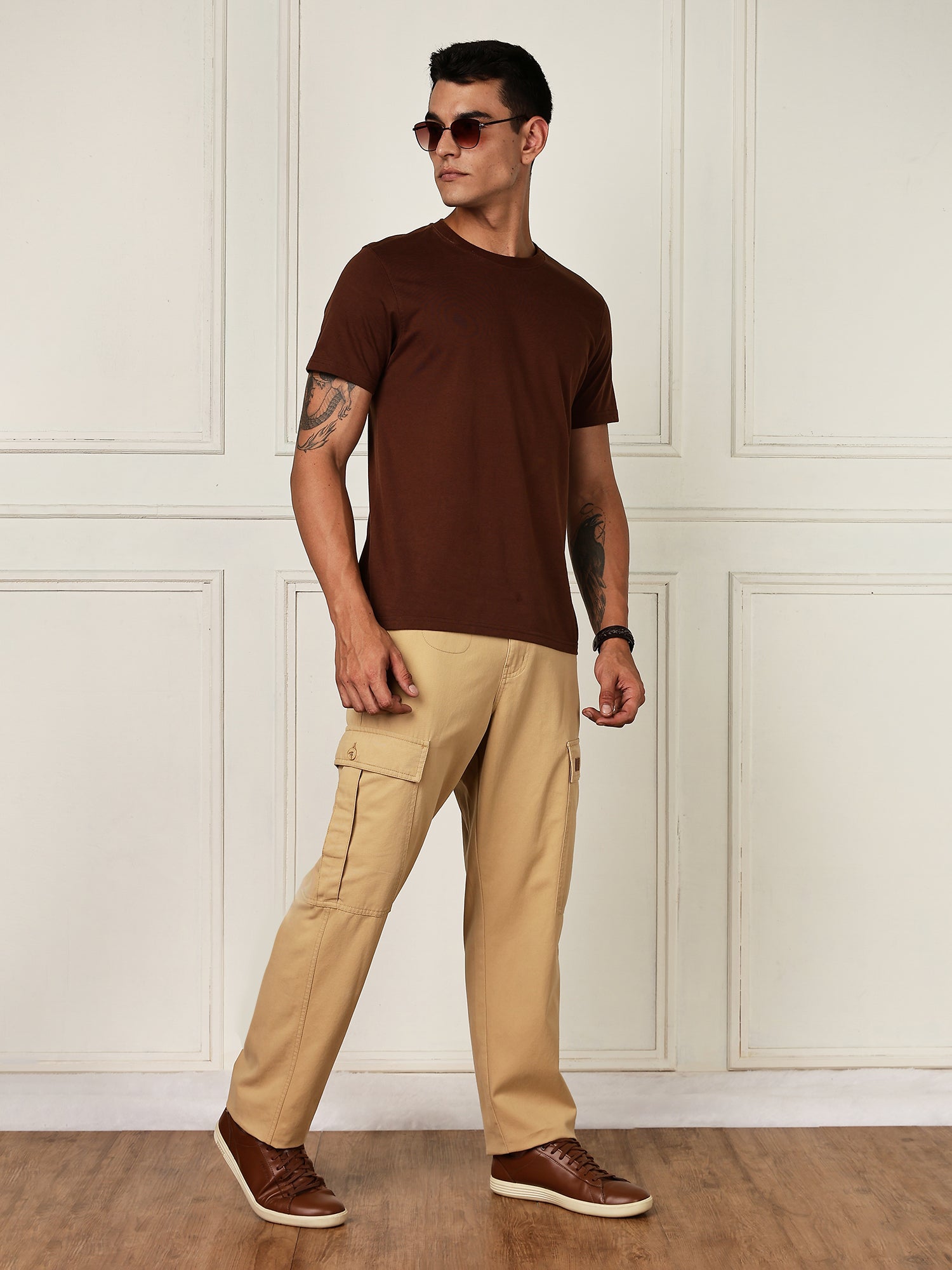 Thomas Scott Men Beige Mid-Rise Straight Fit Woven Cargo Trouser