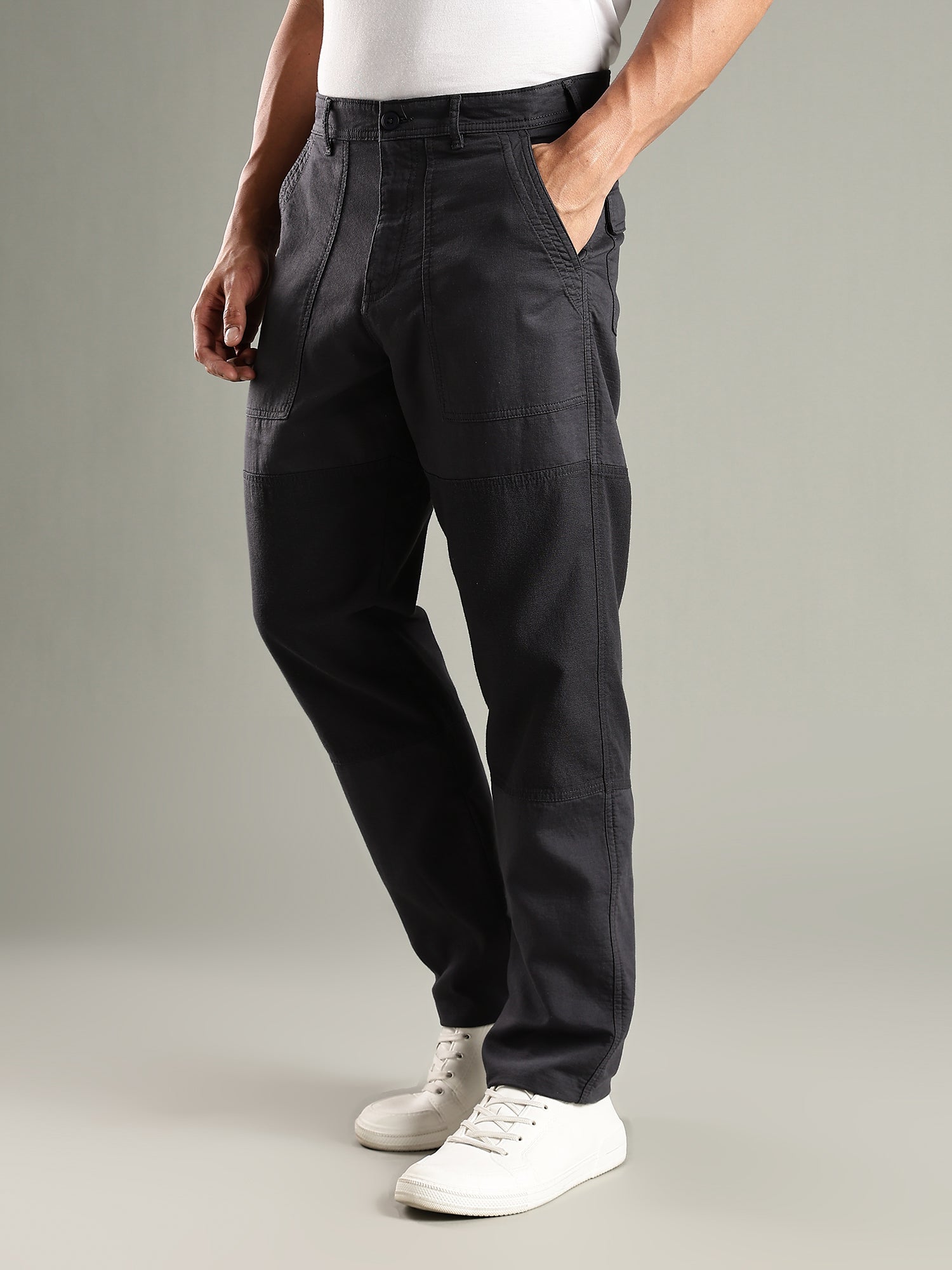 Thomas Scott Men Dark Grey Mid-Rise Relaxed Fit Woven Trouser