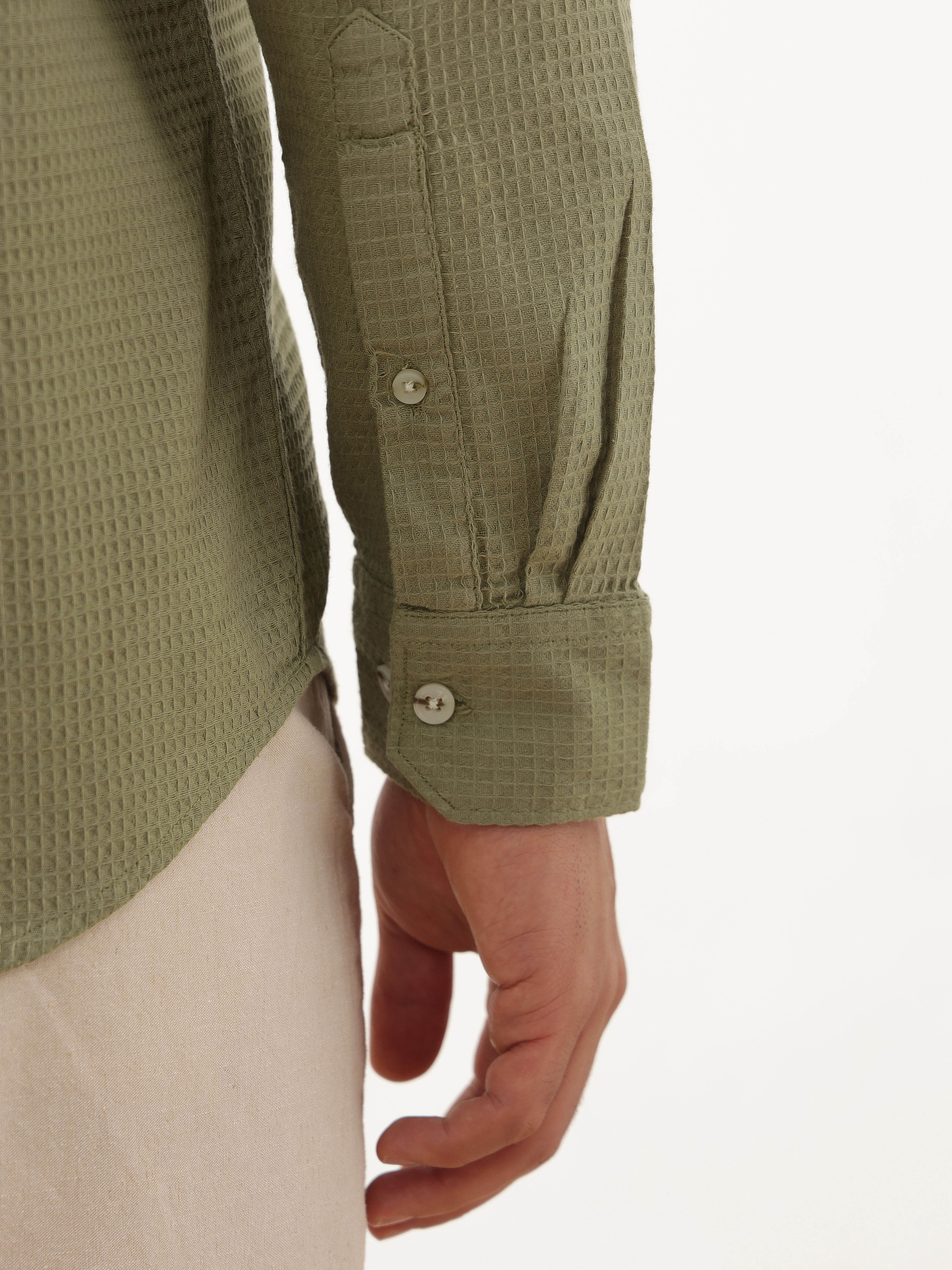 Thomas Scott Men Premium Olive Regular Fit Long Sleeves Spread Collar Textured Casual Shirt